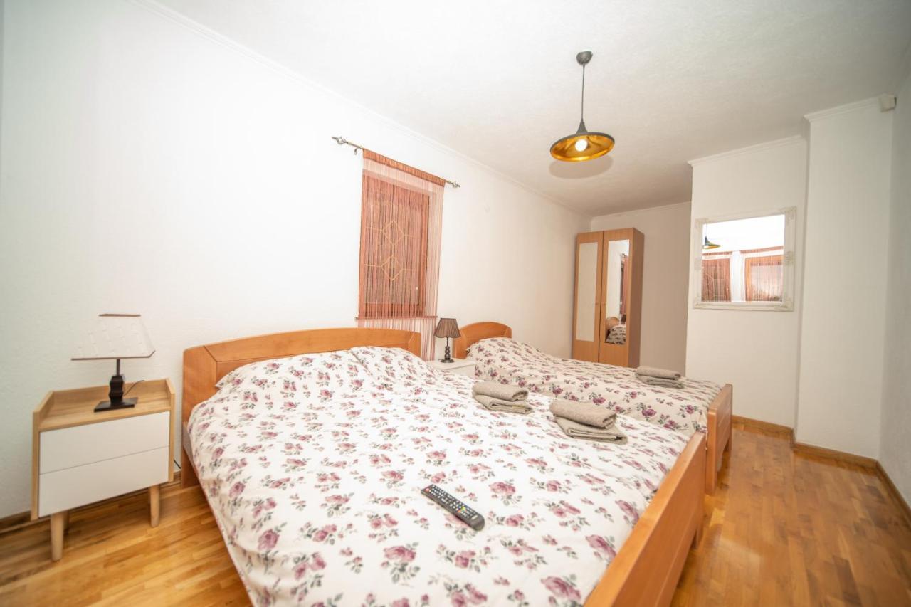 The View Apartment Visoko Luaran gambar