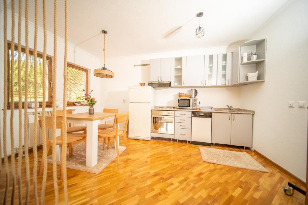 The View Apartment Visoko Luaran gambar