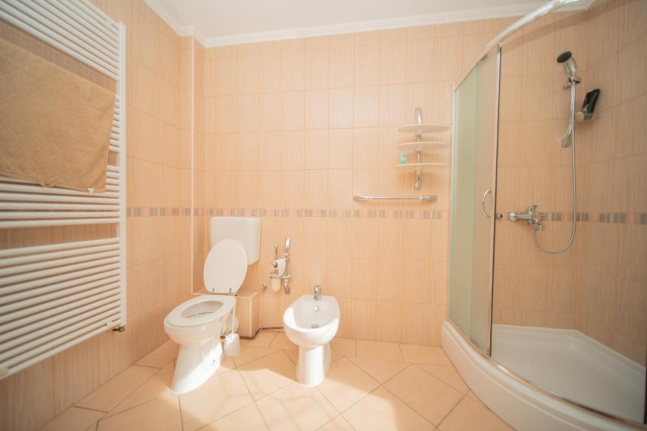 The View Apartment Visoko Luaran gambar