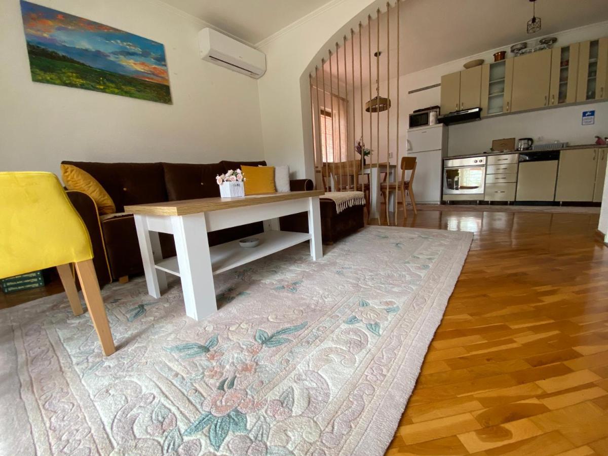 The View Apartment Visoko Luaran gambar