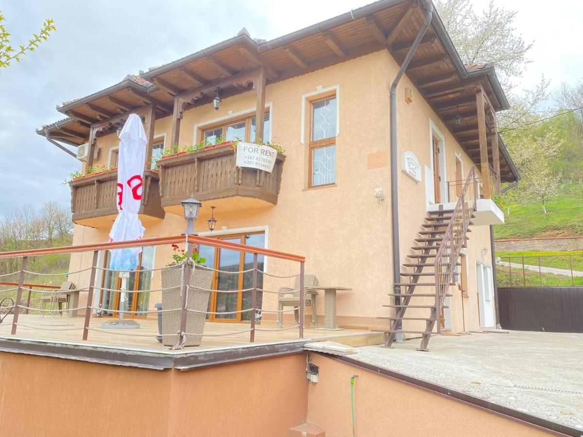 The View Apartment Visoko Luaran gambar